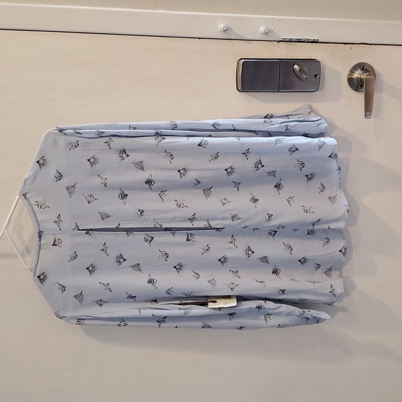 Hinge Light Blue Peasant Top L NWT - Picture 7 of 7